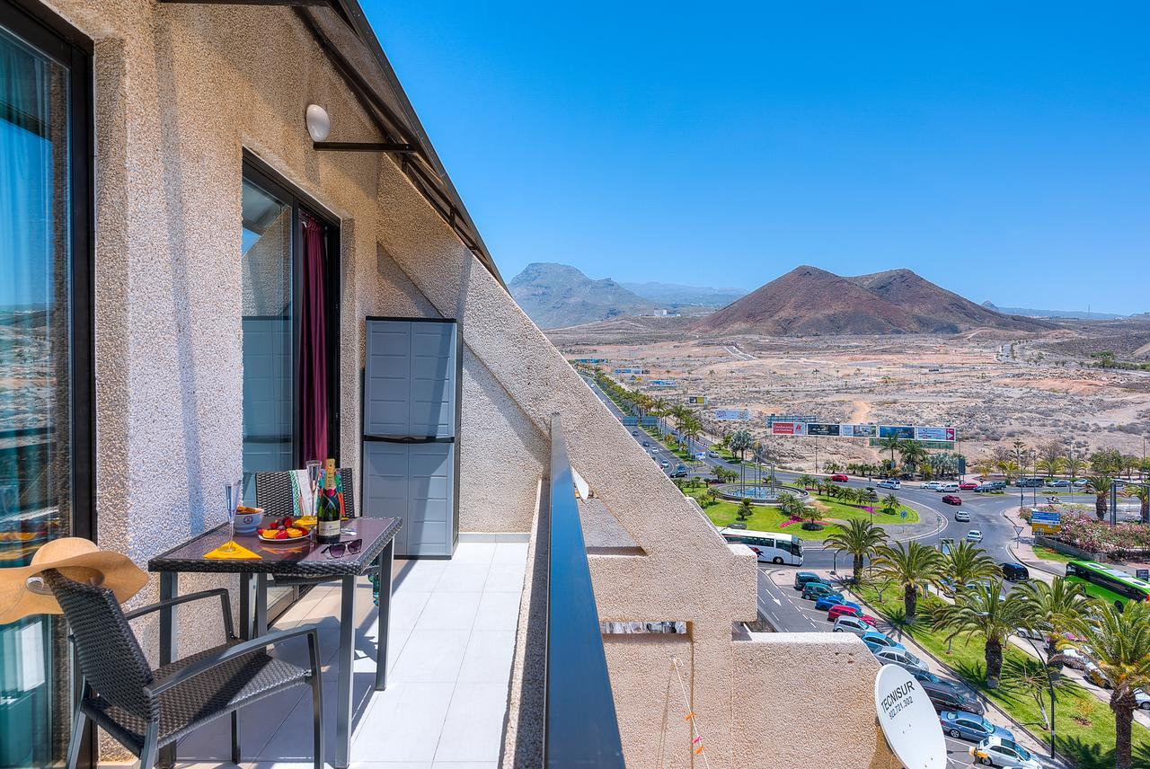 Modern Apartment Los Cristianos Center Extérieur photo