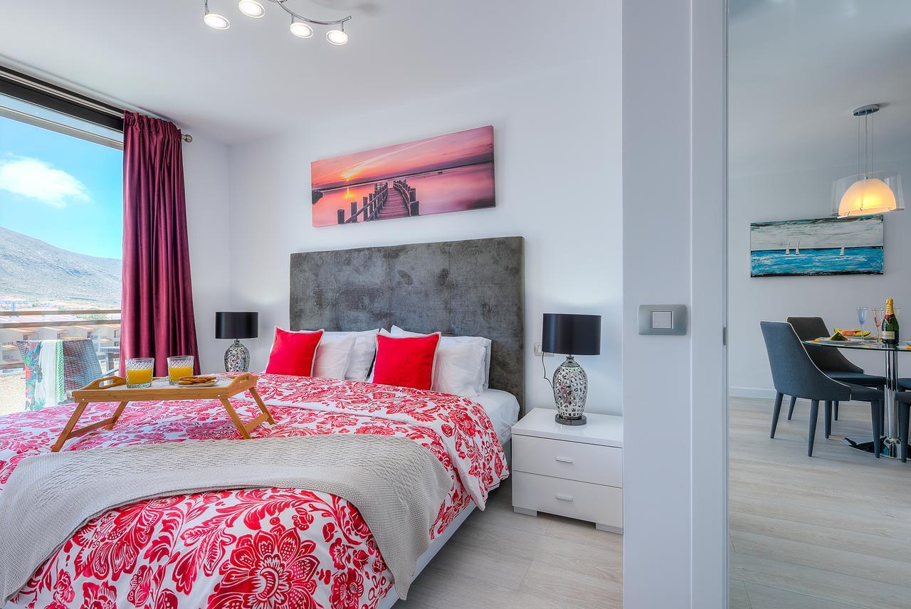 Modern Apartment Los Cristianos Center Extérieur photo