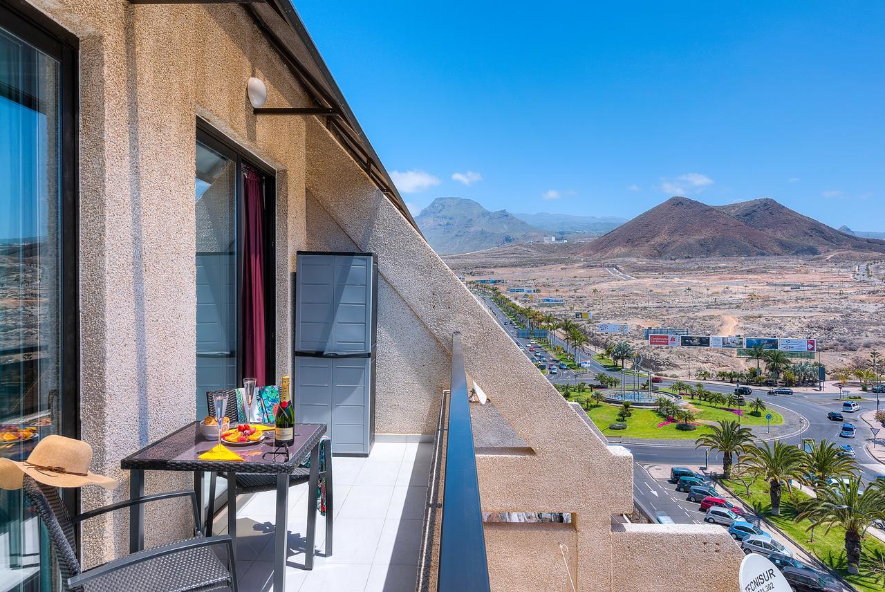 Modern Apartment Los Cristianos Center Extérieur photo