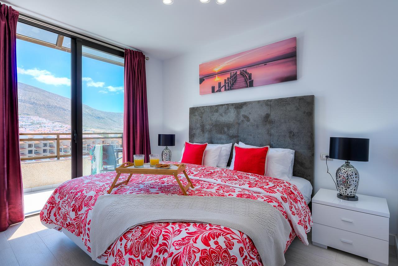 Modern Apartment Los Cristianos Center Extérieur photo